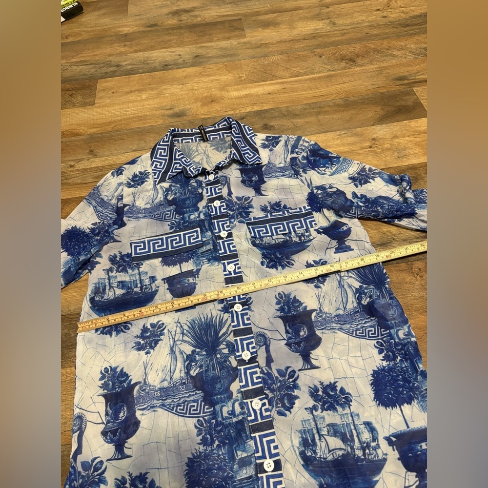 PrettyLittleThing Blue & White Chinoiserie Button-Down Shirt | Size US 4 | - Picture 5 of 6
